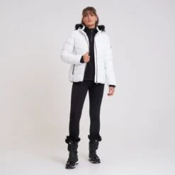 DARE 2B GLAMORIZE II JKT WHITE/BLKFUR 22 17 DARE 2B GLAMORIZE II JKT WHITE/BLKFUR 22 -Vêtements De Ski Boutique 9 104371 glamorize ii jkt white blkfur dwp479 zue 09