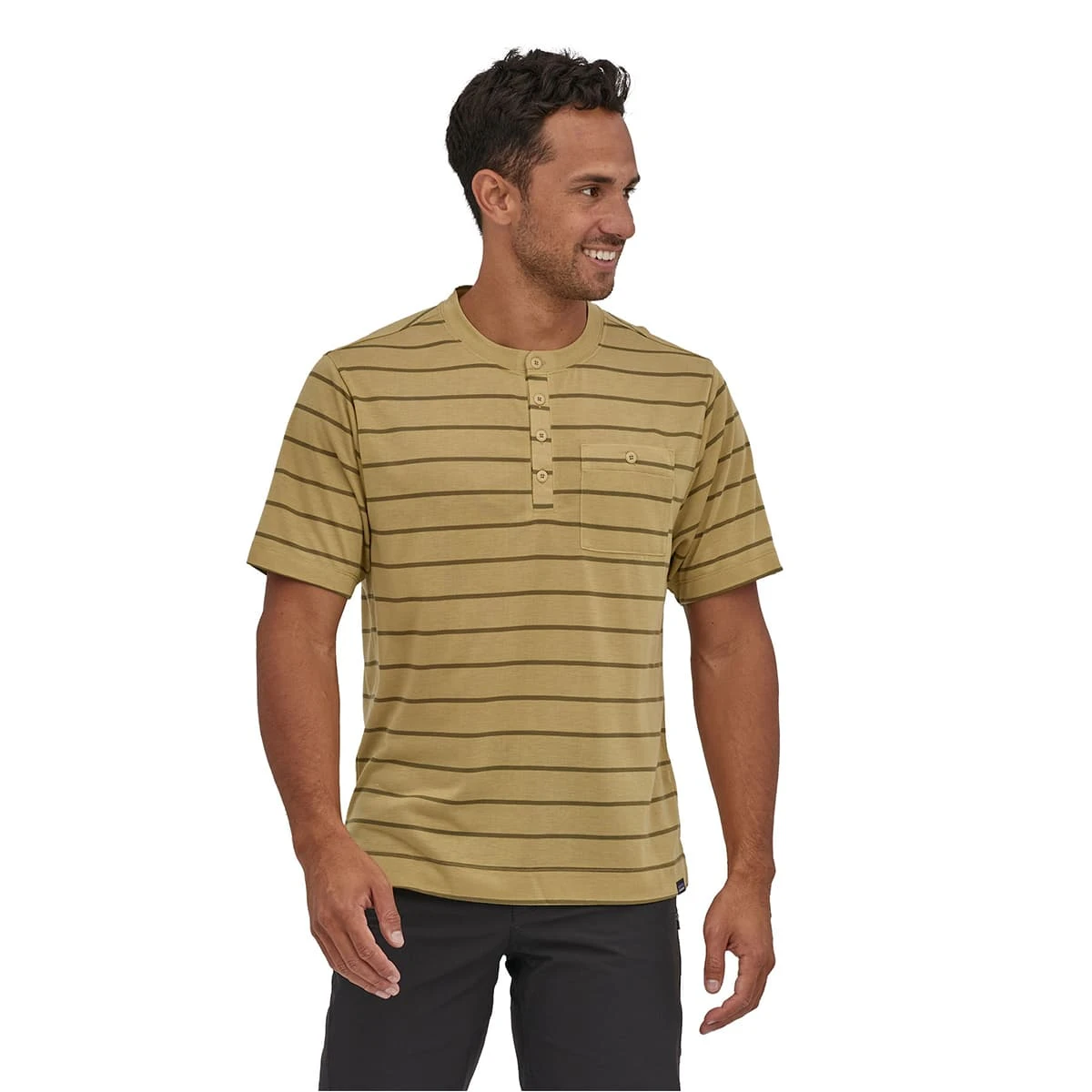 PATAGONIA M'S CAP COOL TRAIL BIKE HENLEY FURROW STRIPE MORAY KHAKI 22 2 PATAGONIA M'S CAP COOL TRAIL BIKE HENLEY FURROW STRIPE MORAY KHAKI 22 – Image 2