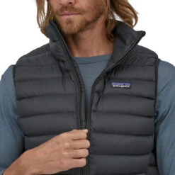 PATAGONIA M'S DOWN SWEATER VEST BLACK 23 12 PATAGONIA M'S DOWN SWEATER VEST BLACK 23 -Vêtements De Ski Boutique 9 110898 m s down sweater vest black 84623 blk 06