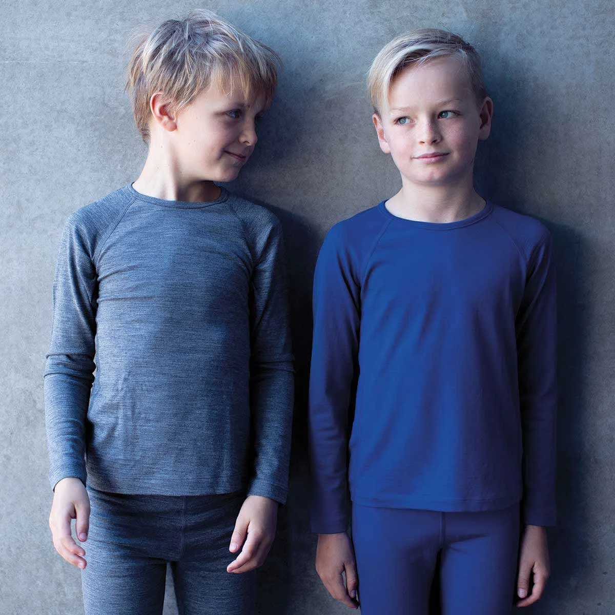 ICEBREAKER KIDS 200 OASIS LS CREWE GRITSTONE HEATHER 23 2 ICEBREAKER KIDS 200 OASIS LS CREWE GRITSTONE HEATHER 23 – Image 2