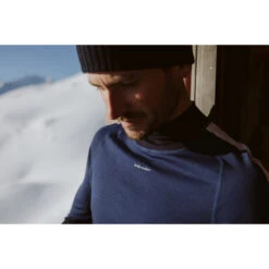 ICEBREAKER 200 SONEBULA LS HIGH NECK MIDNIGNT NAVY/ROYAL N /CB 23 19 ICEBREAKER 200 SONEBULA LS HIGH NECK MIDNIGNT NAVY/ROYAL N /CB 23 -Vêtements De Ski Boutique 9 95525 200 sonebula ls high neck midnignt navy royal n cb ib0a59jt090 10