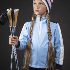 SWIX JR CROSS JKT BLUEBELL 22 5 SWIX JR CROSS JKT BLUEBELL 22 -Vêtements De Ski Boutique 9 98957 jr cross jkt bluebell 12345 72108 03
